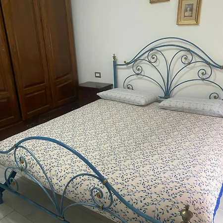 Let&lat Bed & Breakfast *